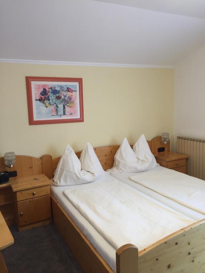 Gastehaus Heidi Panzió Wals-Siezenheim Kültér fotó