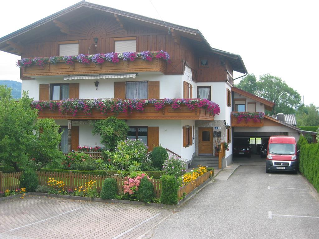Gastehaus Heidi Panzió Wals-Siezenheim Kültér fotó