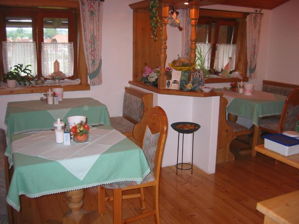 Gastehaus Heidi Panzió Wals-Siezenheim Kültér fotó